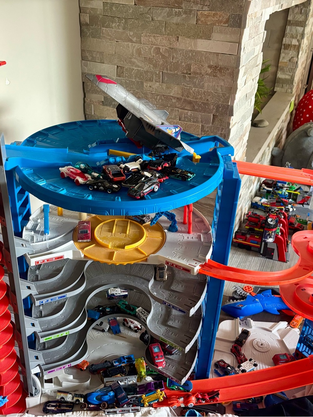 Super ultimate hot wheels garage